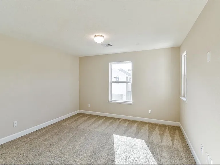 10215 Alder Ridge Dr — Photo 19