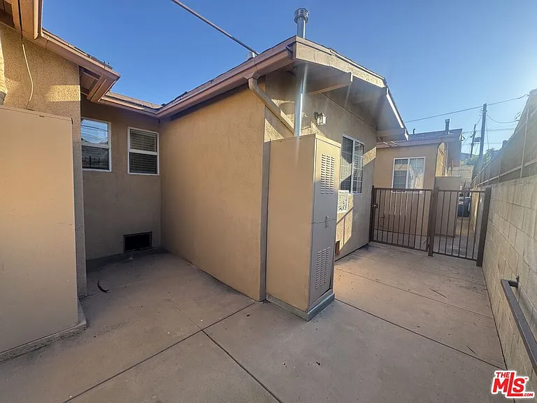 317 N Coronado St #317 — Photo 8