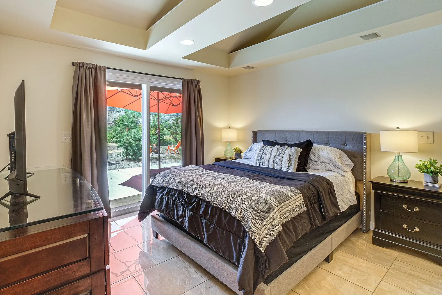 Studio, 1.0 bath, 645 sqft, $2,645 — Photo 1