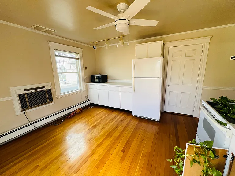 3 Lynnfield St #2 — Photo 15