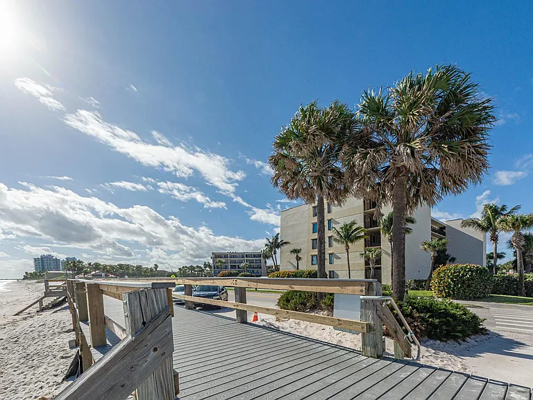3939 Ocean Dr #201B — Photo 5
