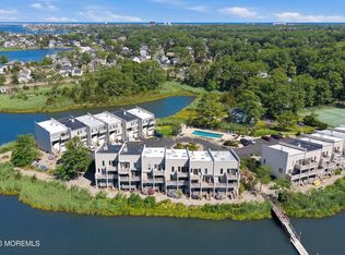 57 Bridgewaters Dr APT 18, Oceanport, NJ 07757