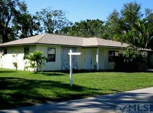 700 SW Pine Ave, Stuart, FL 34994