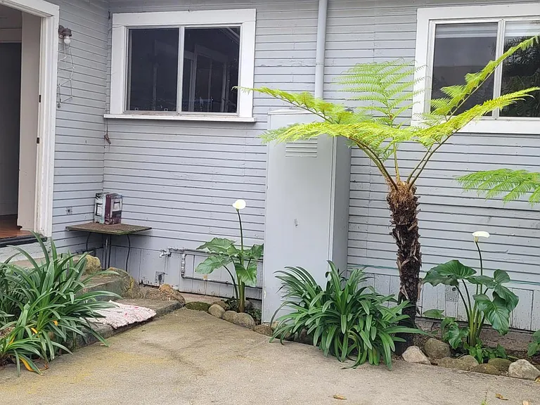 124 N Nopal St #1/2 — Photo 25