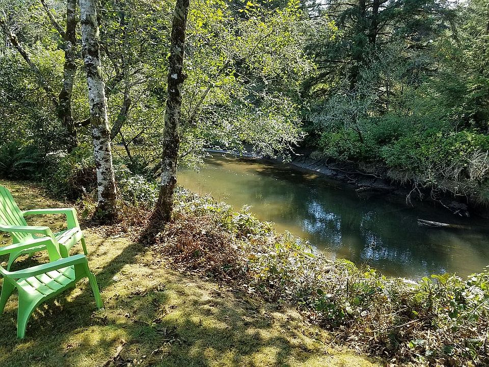 2nd image of 1185 Broadway Ave