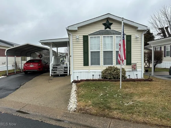 777 1/2 S 2nd St #9, Coshocton, OH 43812