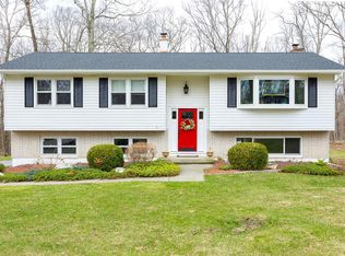 51 Jack And Jill Rd, Poughquag, NY 12570