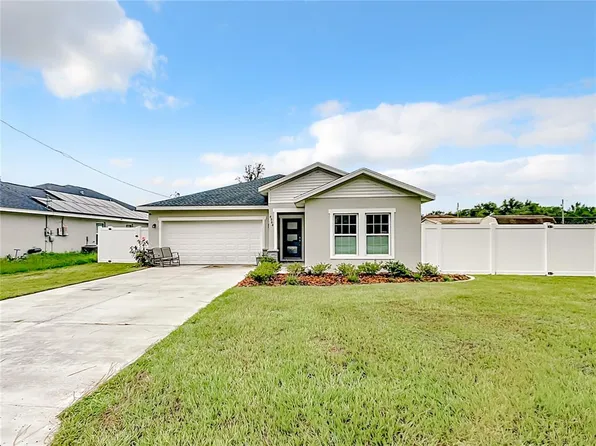 8964 SE 158th St, Summerfield, FL 34491