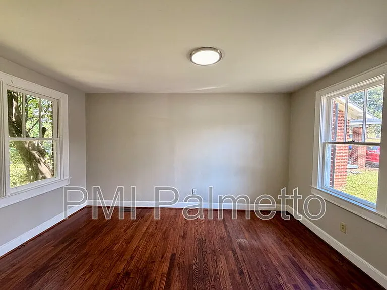 1304 Mount Vernon St — Photo 5