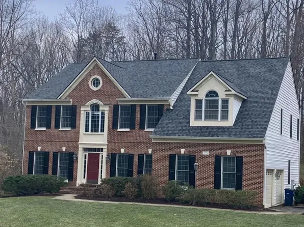 10582 Canterberry Rd, Fairfax Station, VA 22039