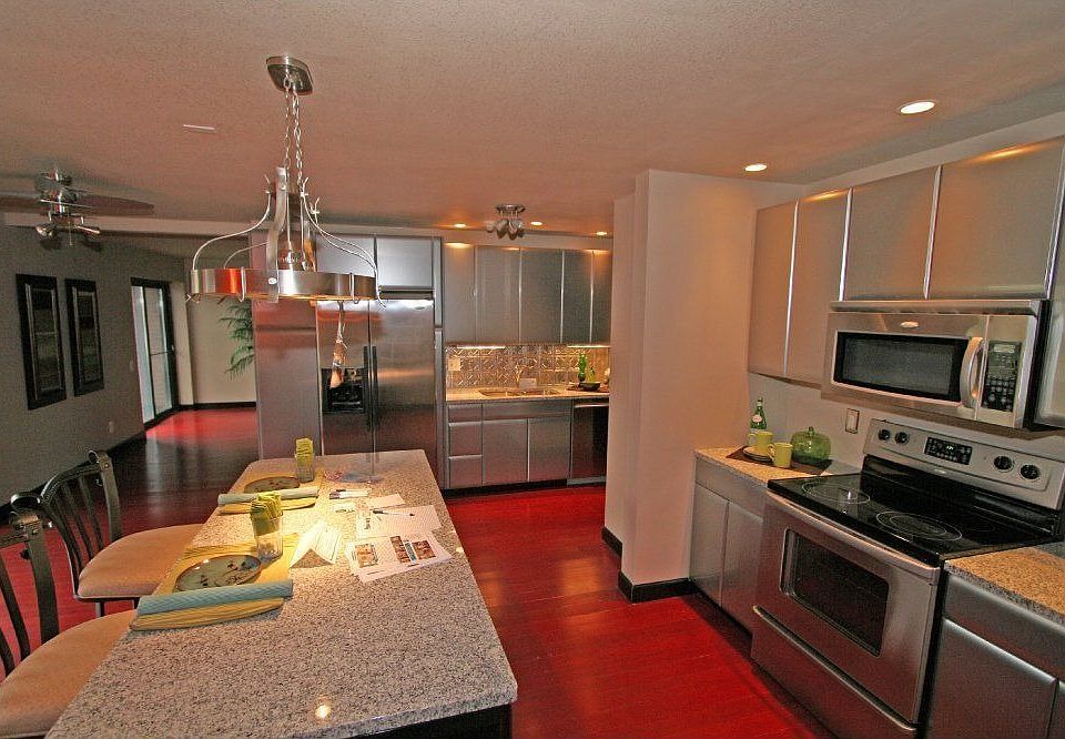 For Sale: 585 Coeur de Royale Drive, Creve Coeur, MO 63141