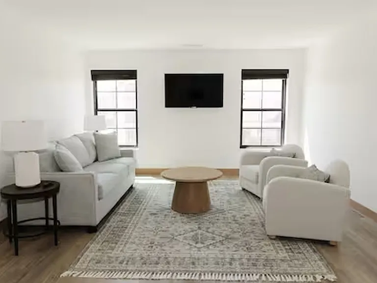 700 1/2 Liberty St #2 — Photo 1