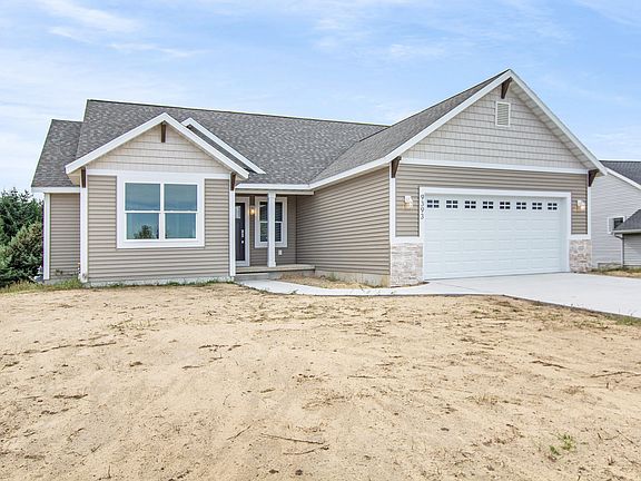 2nd image of 9393 Jack Pine Dr