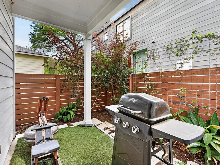 2601 Willow St #B — Photo 18