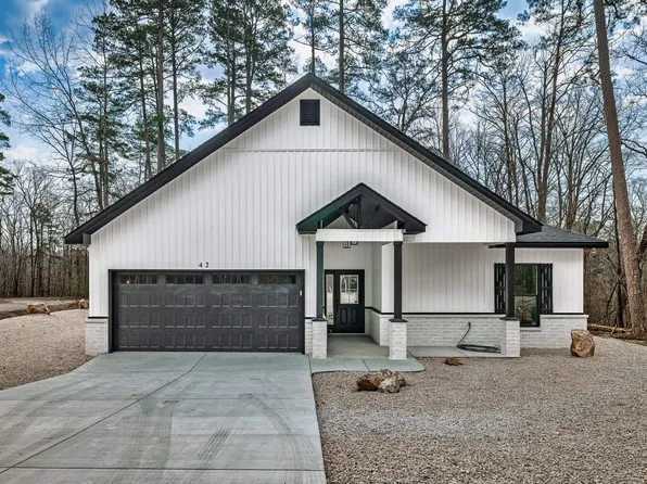 42 Tomelloso Way, Hot Springs Village, AR 71909