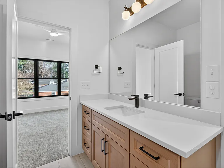 2203 Tampa Ave #A — Photo 16