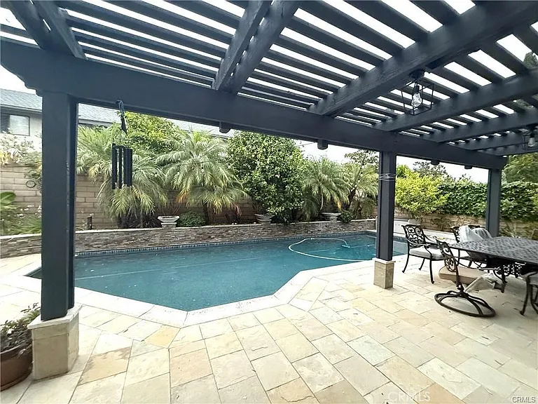 548 Sycamore Ave — Photo 21