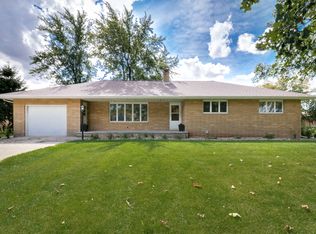 201 Cedar Ln, Minonk, IL 61760