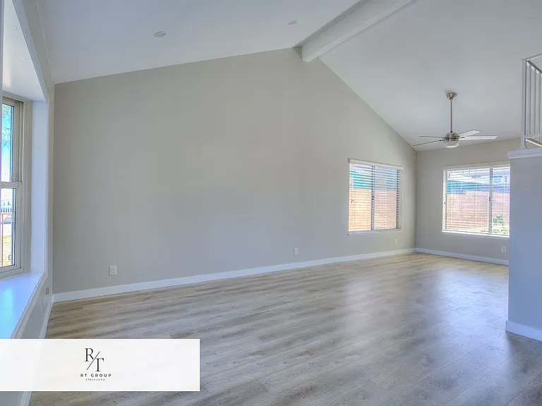 15326 Swarens Ct — Photo 6