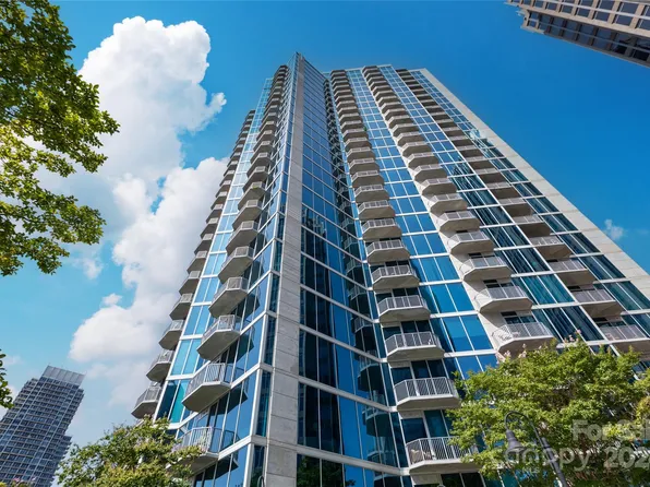 210 Church St #3207, Charlotte, NC 28202