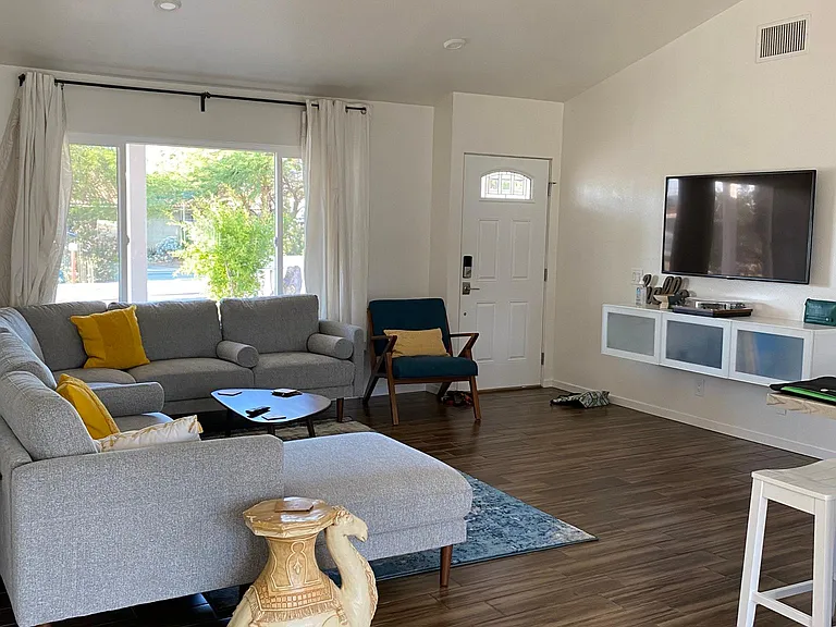2872 E Ventura Rd — Photo 9