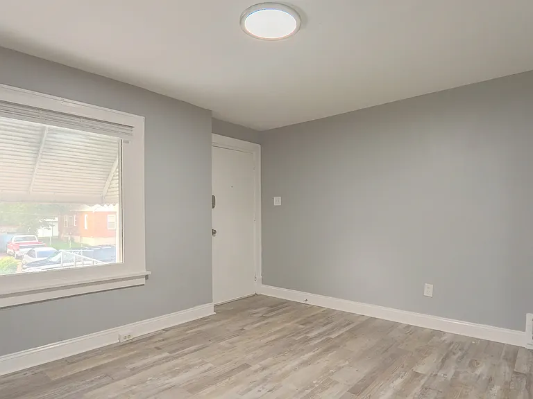 6112 Huntsville Ave — Photo 4