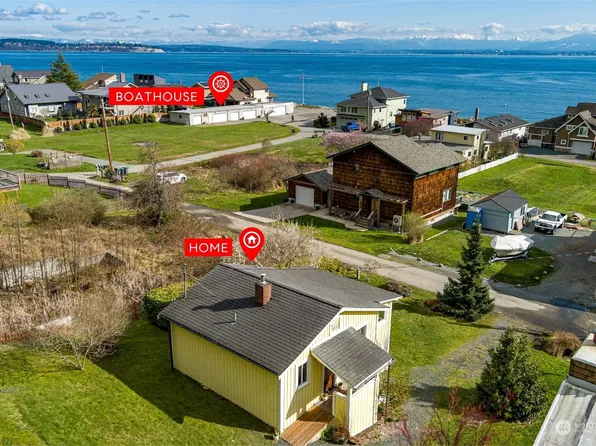 6886 Saska Place, Clinton, WA 98236