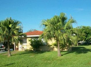 340 Crestwood Ave, Lehigh Acres, FL 33936