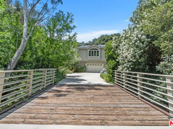 24753 Mulholland Hwy, Calabasas, CA 91302