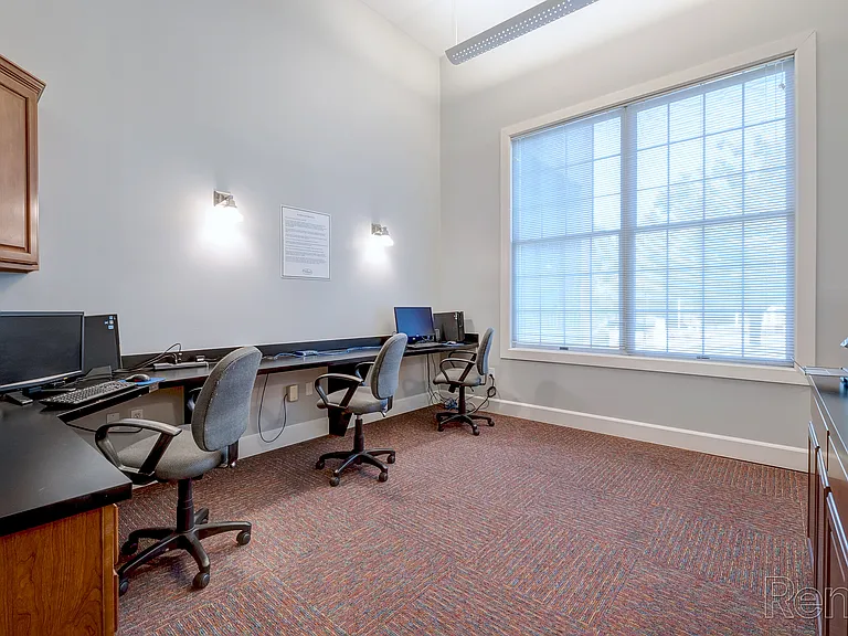 Westmount Apartments — Photo 24