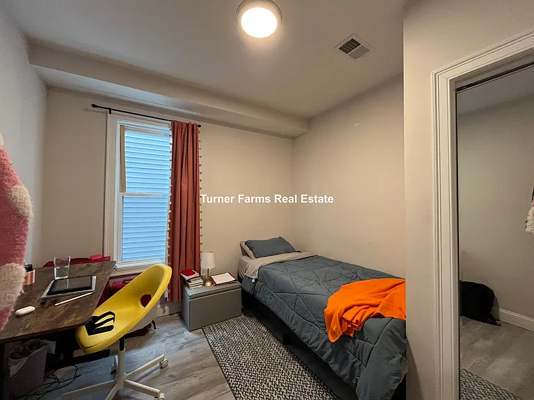 23 Newport St #22 — Photo 20
