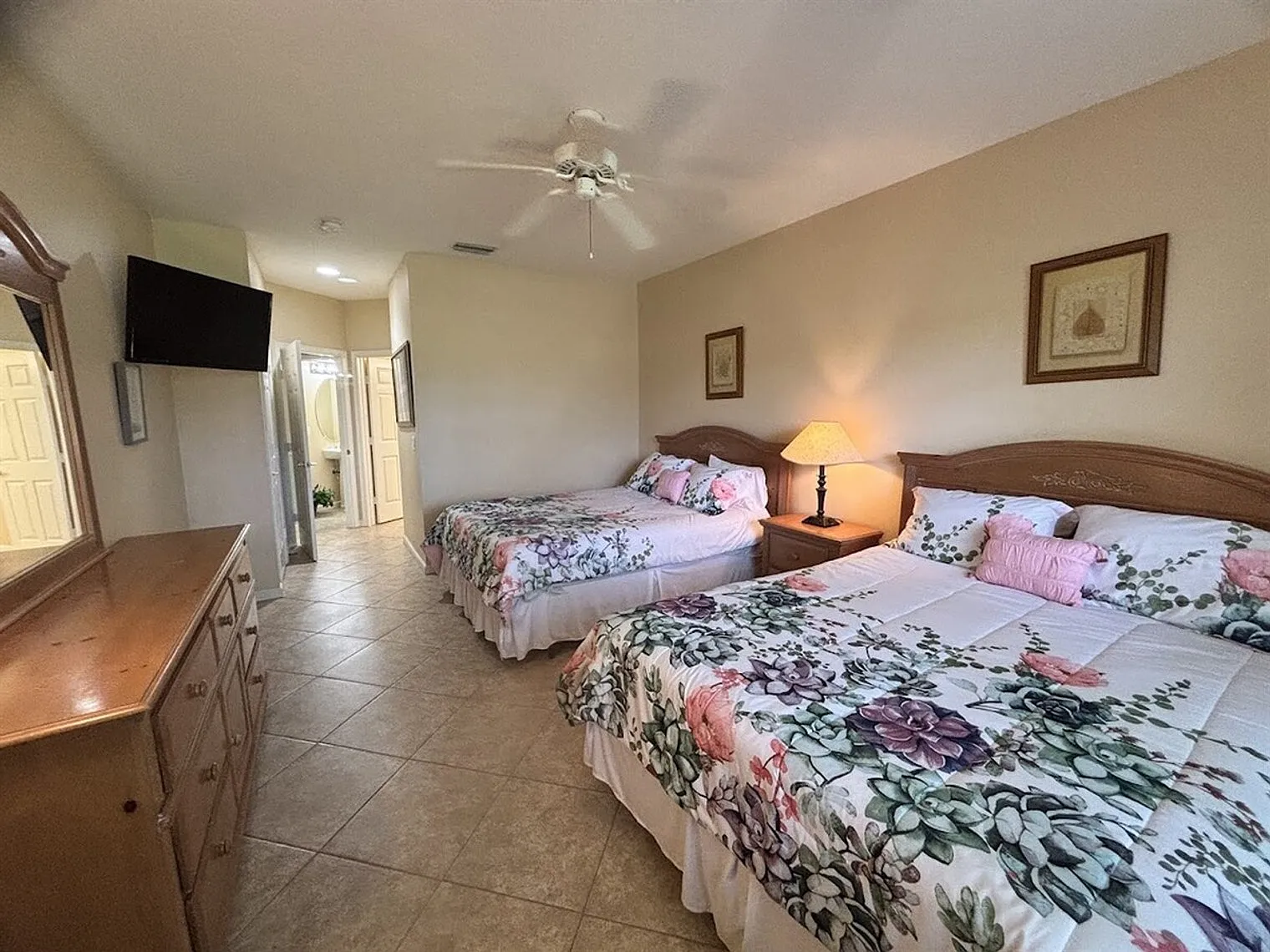 1 bed, 1.5 bath, $2,672 — Photo 3