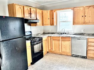 288 Pontiac Ave FLOOR 1, Cranston, RI 02910