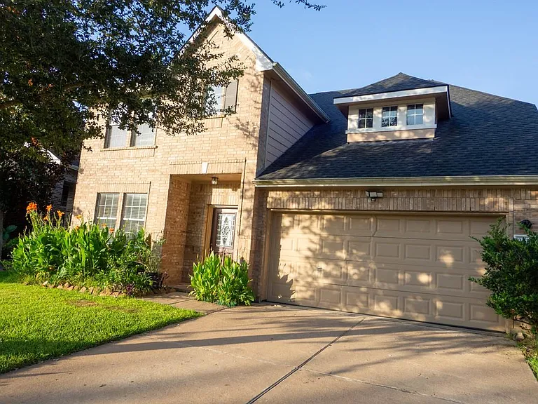 3638 Cottage Manor Ln — Photo 2