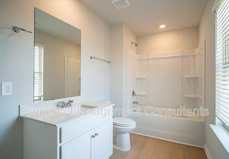 22857 Dashwood Ln — Photo 18
