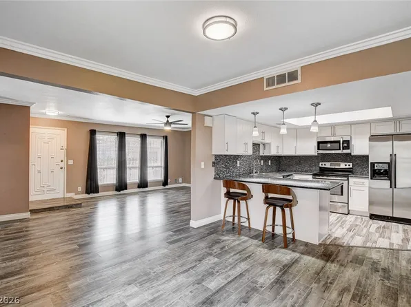 3768 Pilgrim St, Las Vegas, NV 89121