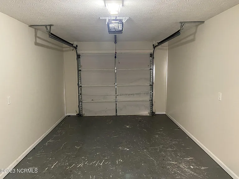 338 Emerald Cove Ct — Photo 28