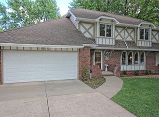 9855 Colby Ave, Clive, IA 50325