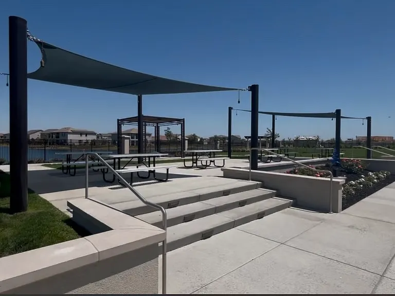 10855 Balboa Point Way — Photo 20