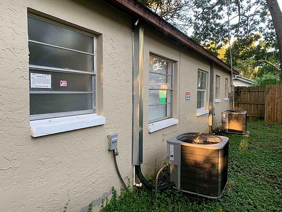 4th image of 8315 N Klondyke St