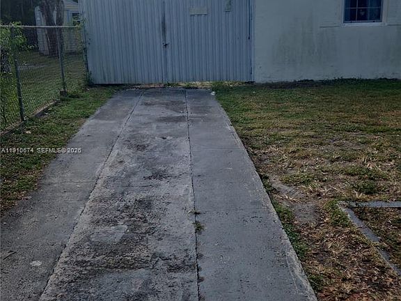 3rd image of 15210 NW 28th Pl