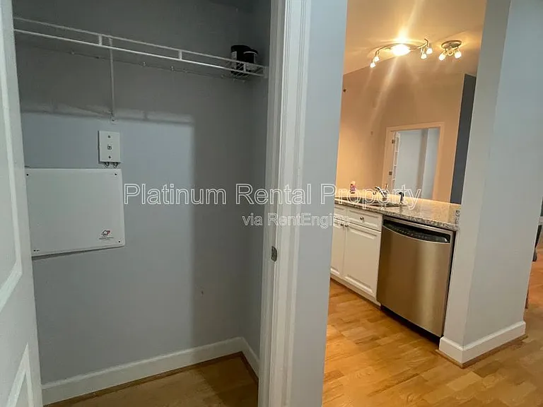 325 E Paces Ferry Rd NE #414 — Photo 9