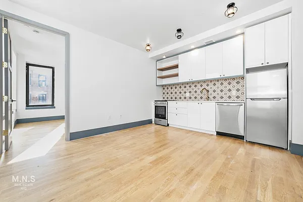 Rented by MNS | media 26