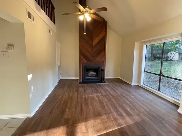 1242 Sharlo Ave #C-2, Baton Rouge, LA 70820