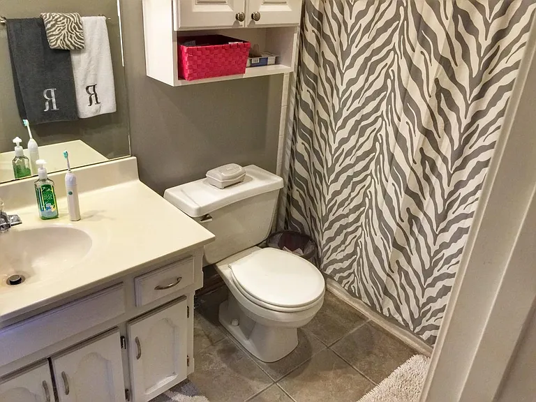 1716 NW 63rd Ct — Photo 5