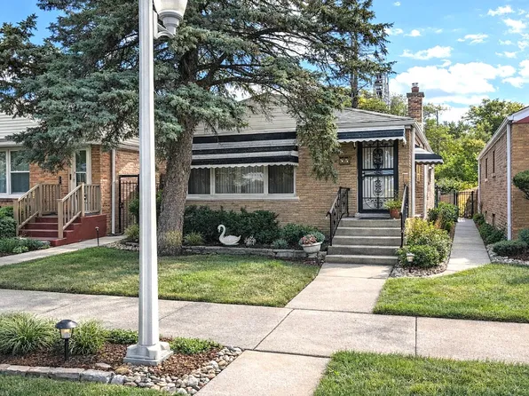 2321 W 81st Pl, Chicago, IL 60620