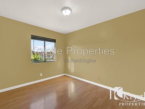 4th image of 2444 Springs Rd