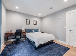 510 Dorchester Ave #2R, Boston, MA 02127