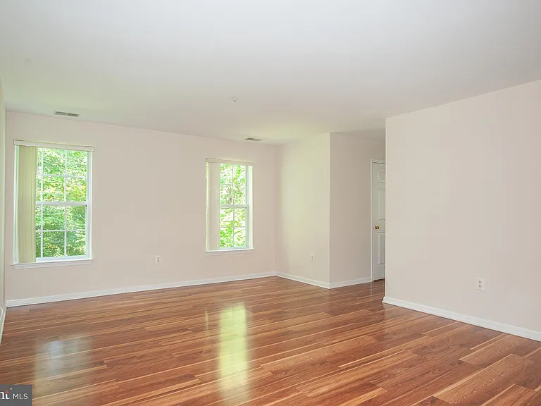 5958 Founders Hill Dr #101B — Photo 7