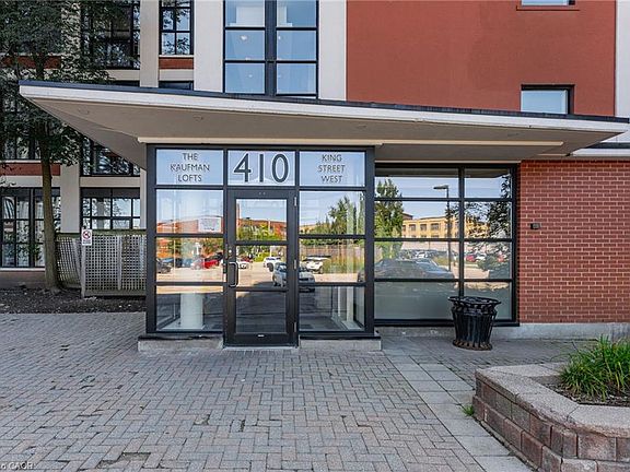 3rd image of 410 King St W #314